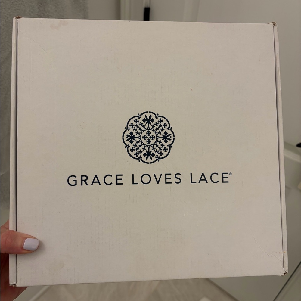 Grace Loves Lace - Henri Chapel Veil 280 cm - Picture 7 of 8
